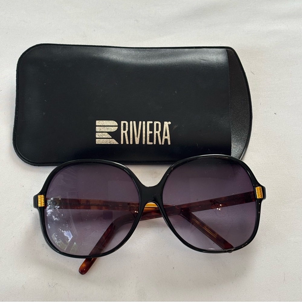 VTG Anne Klein Rivera Sunglasses Original Case Tortoises Shell No Scratches